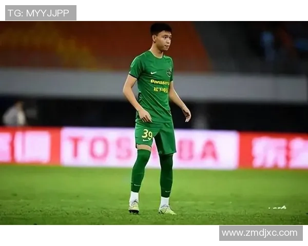 中国足球队崛起新星涌现 多位球员实力不容小觑引关注 中国足球队崛起新星涌现 多位球员实力不容小觑引关注