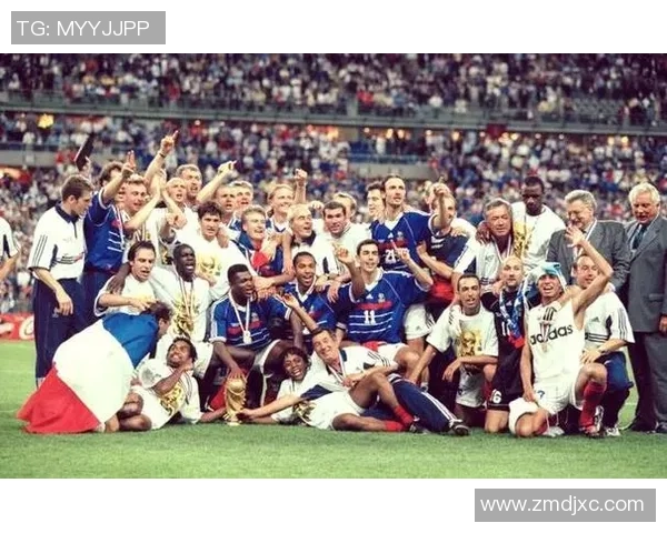 历届世界杯球星风采回顾及其在国际足坛的辉煌成就分析 历届世界杯球星风采回顾及其在国际足坛的辉煌成就分析