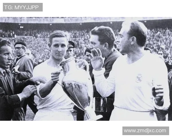 足球各位置顶级球星盘点:从门将到前锋的传奇人物与技术分析 足球各位置顶级球星盘点:从门将到前锋的传奇人物与技术分析