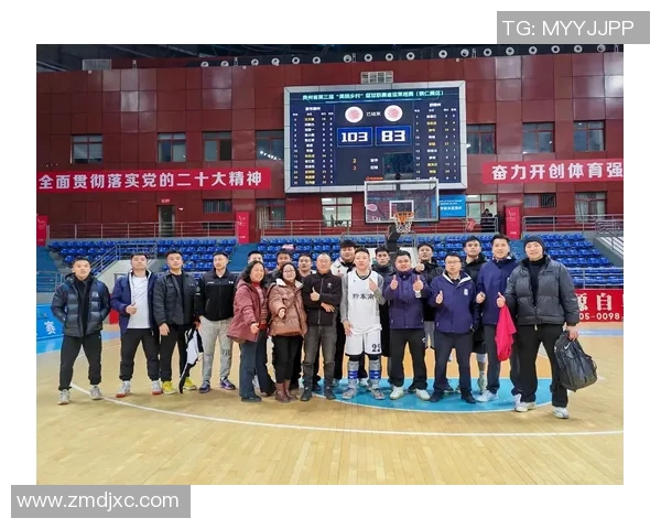 足球巨星与篮球传奇同框合影 展现跨界友谊与体育精神的完美碰撞